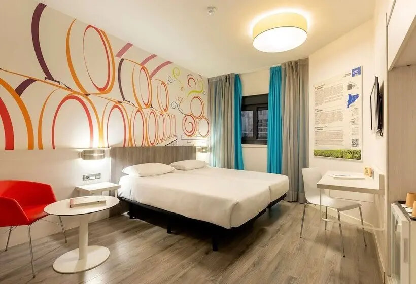 Fotos del hotel Ibis Styles Madrid Prado:  41