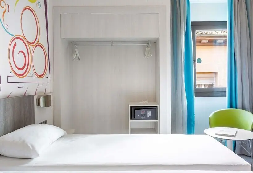 Fotos del hotel Ibis Styles Madrid Prado:  42
