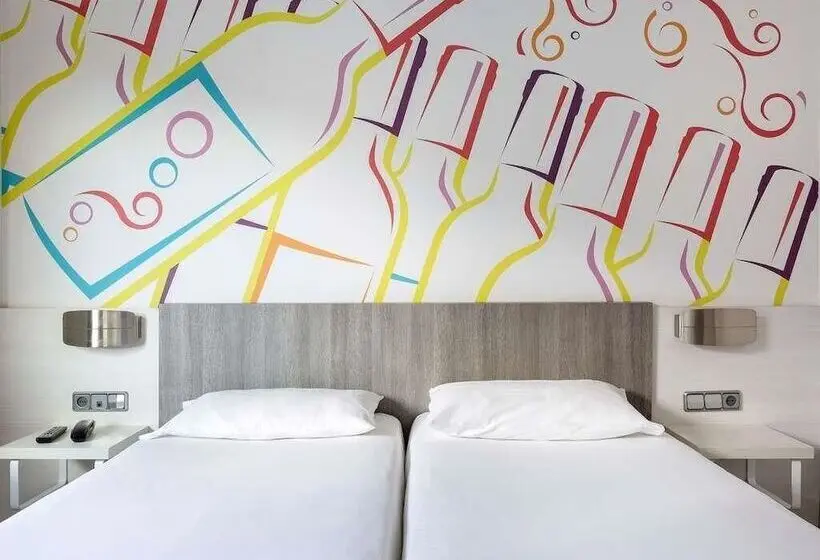 Fotos del hotel Ibis Styles Madrid Prado:  46