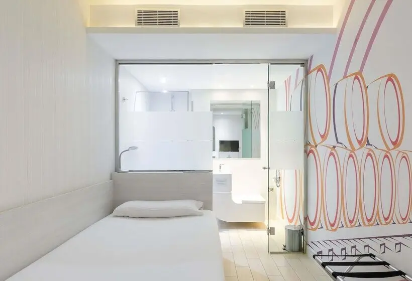 Fotos del hotel Ibis Styles Madrid Prado:  48