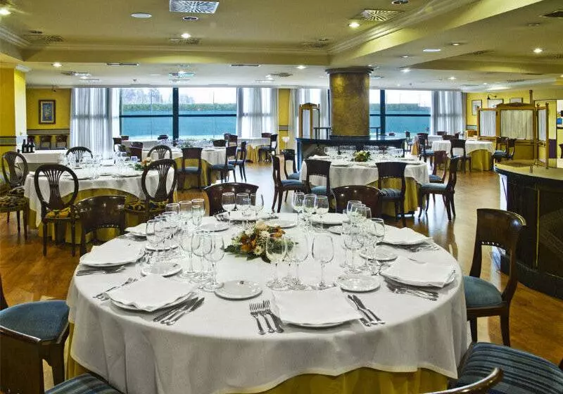 Fotos del hotel Oca Puerta Del Camino:  12