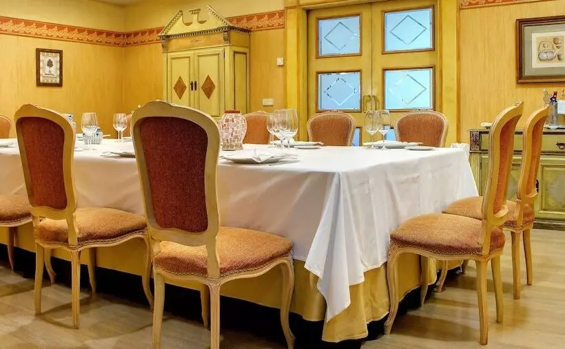 Fotos del hotel Oca Puerta Del Camino:  17