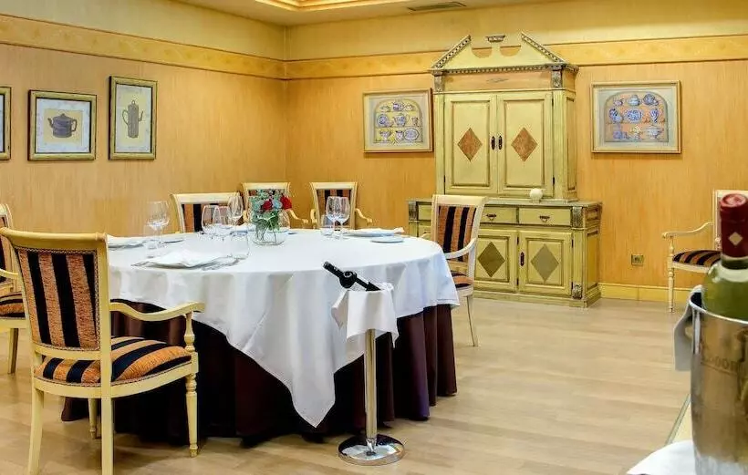 Fotos del hotel Oca Puerta Del Camino:  19