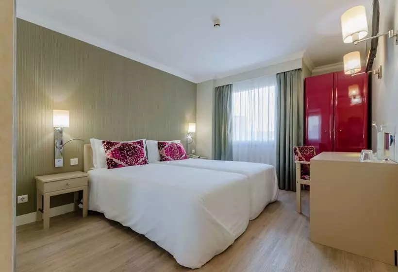 Fotos del hotel Olissippo Marques De Sa:  10