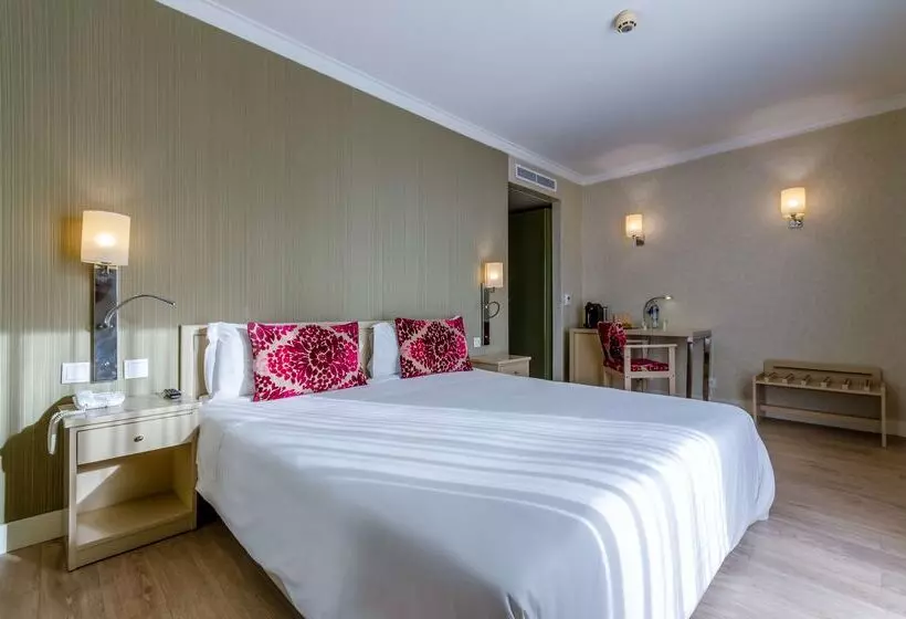 Fotos del hotel Olissippo Marques De Sa:  21