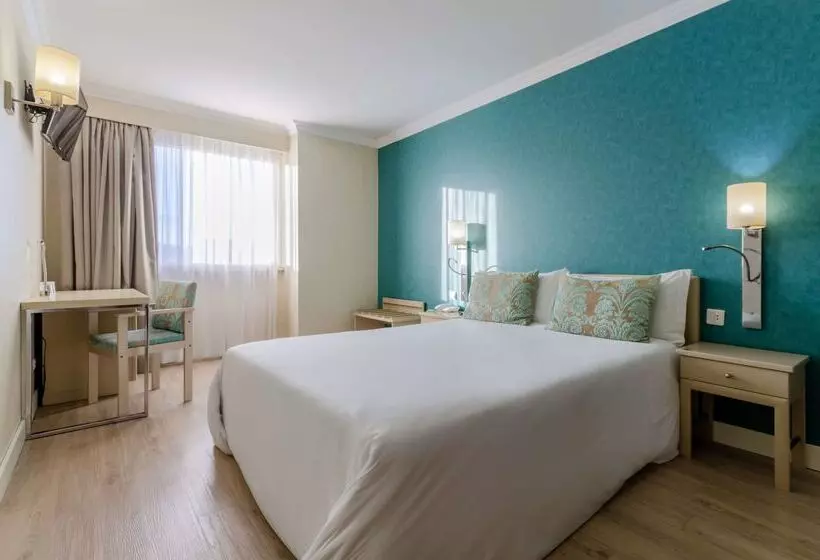 Fotos del hotel Olissippo Marques De Sa:  7