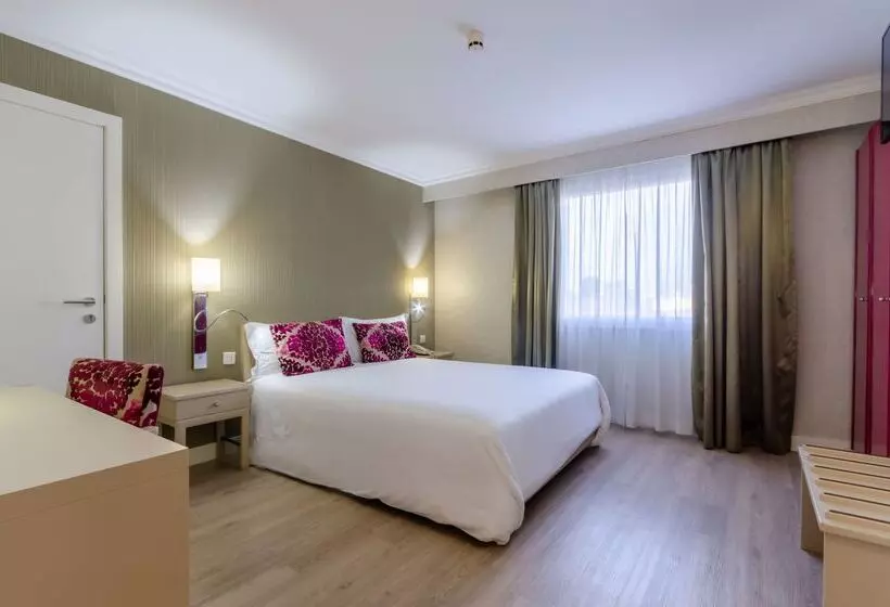 Fotos del hotel Olissippo Marques De Sa:  23