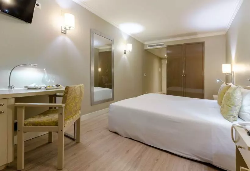 Fotos del hotel Olissippo Marques De Sa:  9