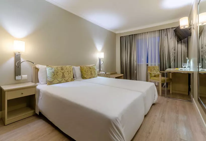 Fotos del hotel Olissippo Marques De Sa:  13