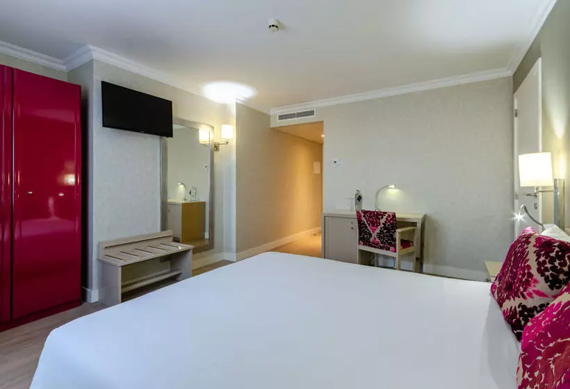 Fotos del hotel Olissippo Marques De Sa:  25