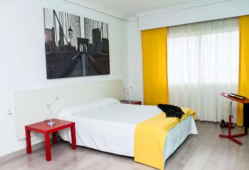 Fotos del hotel Sercotel Carlos Iii:  14