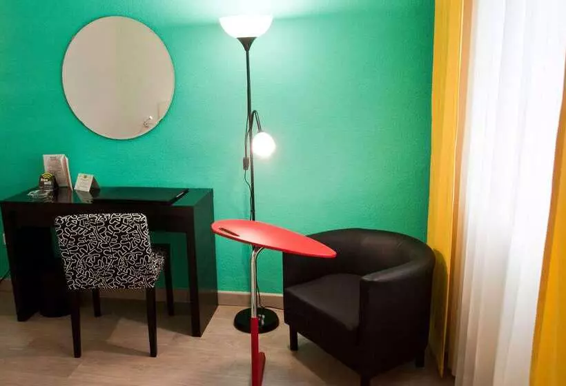 Fotos del hotel Sercotel Carlos Iii:  30