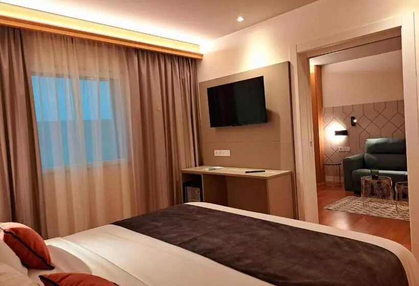 Fotos del hotel City Express Santander Parayas:  21