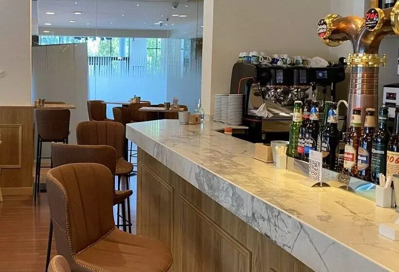 Fotos del hotel Tryp Gijón Rey Pelayo:  10