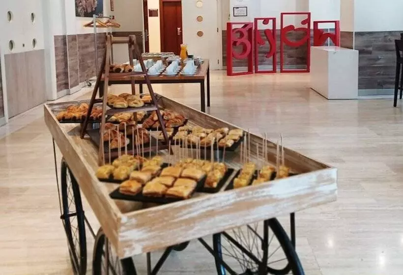 Fotos del hotel Tryp Gijón Rey Pelayo:  21