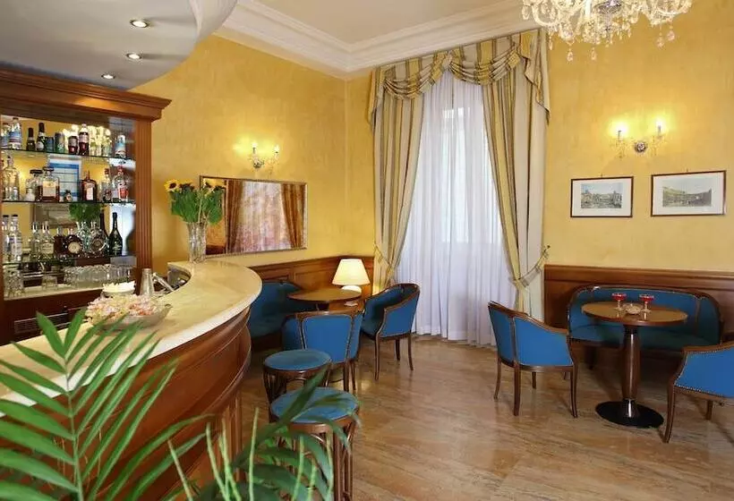 Fotos del hotel Montecarlo:  3