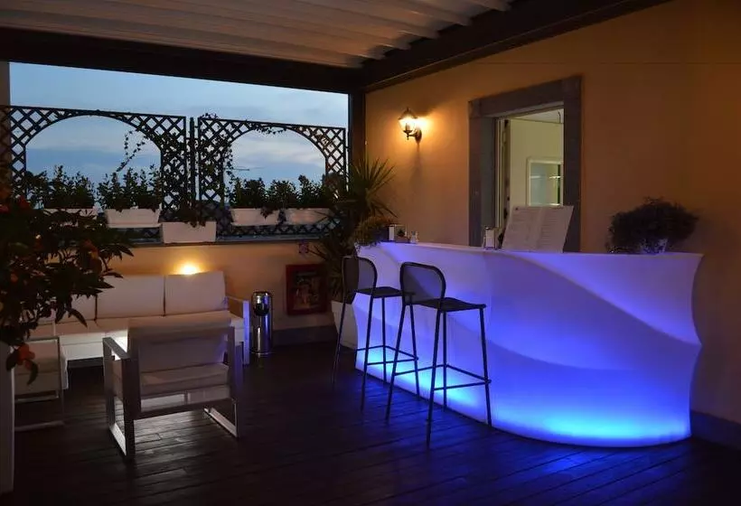 Fotos del hotel Montecarlo:  10