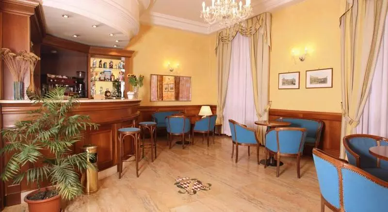 Fotos del hotel Montecarlo:  9