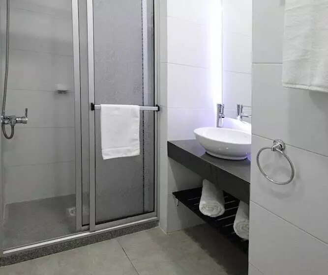 Fotos del hotel Quijano Aparts&amp;suites:  10
