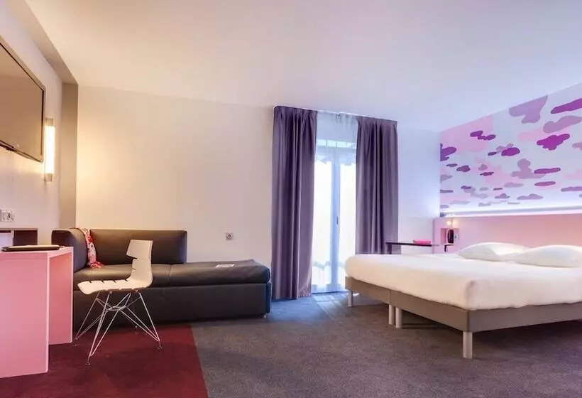 Fotos del hotel Ibis Styles Nantes Centre Gare:  5