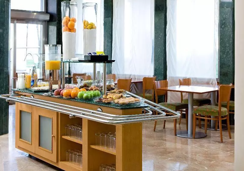 Fotos del hotel Logroño Parque:  9