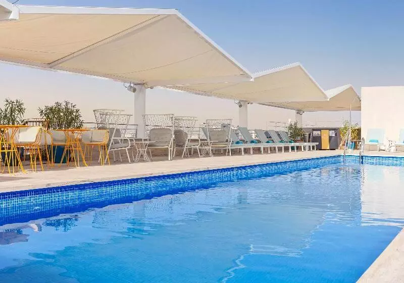 Fotos del hotel Novotel Sevilla:  6