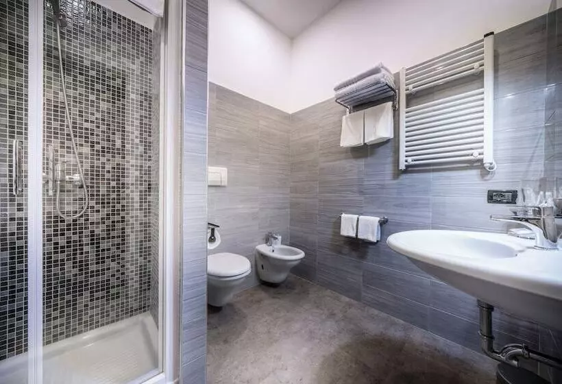 Fotos del hotel Europa:  13