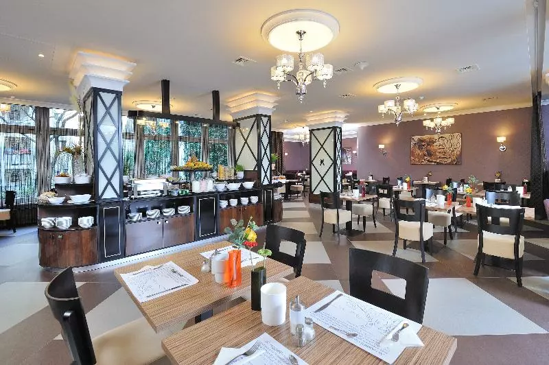 Fotos del hotel Exe Carlton Budapest:  7