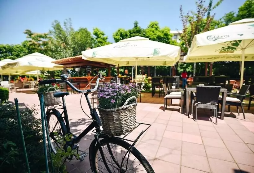 Fotos del hotel Jw Marriott Bucharest Grand:  6