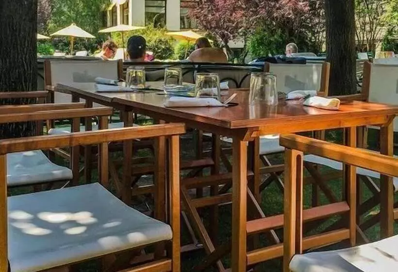 Fotos del hotel Restaurant Pessets & Spa:  15