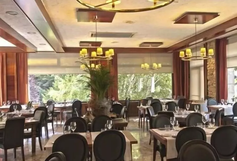 Fotos del hotel Restaurant Pessets & Spa:  6
