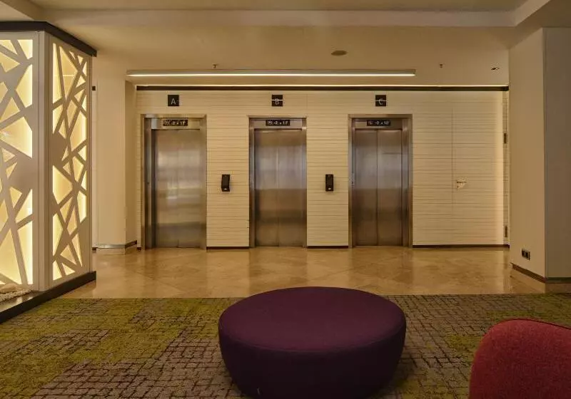 Fotos del hotel Vértice Sevilla:  2