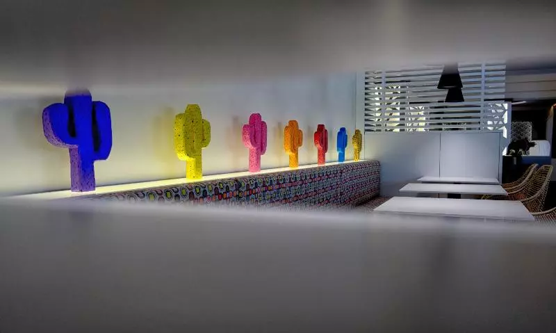 Fotos del hotel Vértice Sevilla:  7