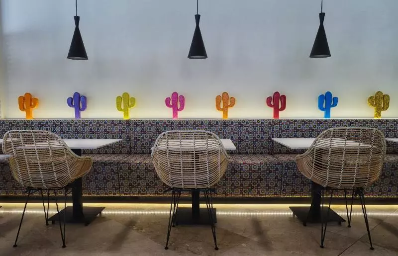 Fotos del hotel Vértice Sevilla:  17