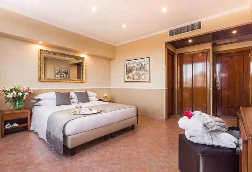 Fotos del hotel Raeli Hotel Lux:  5