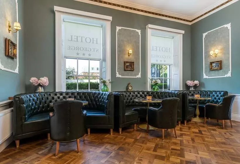 Fotos del hotel St George By Nina:  16