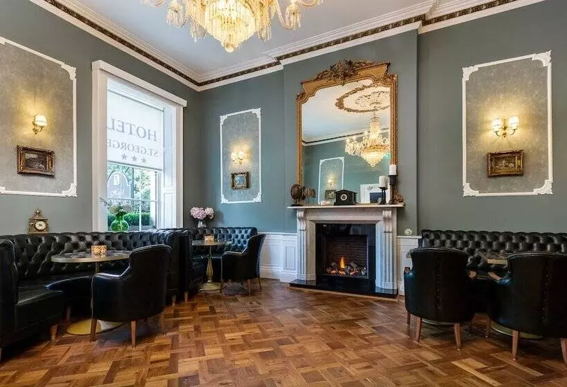 Fotos del hotel St George By Nina:  13