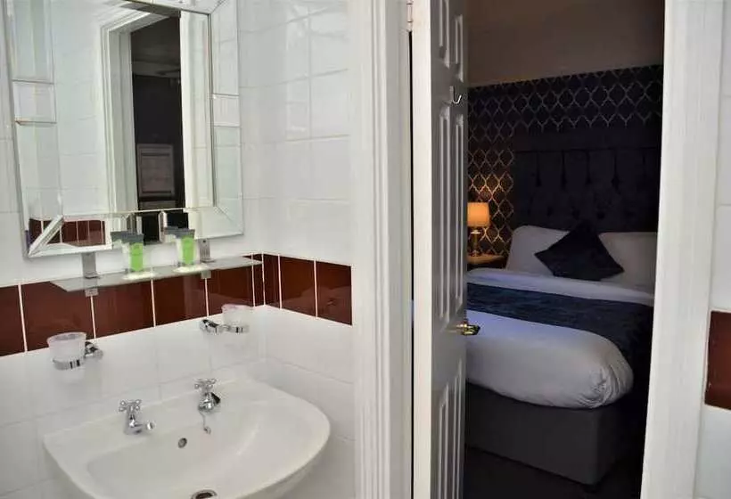 Fotos del hotel St George By Nina:  21