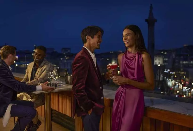 Fotos del hotel The Trafalgar St. James, London Curio Collection By Hilton:  18