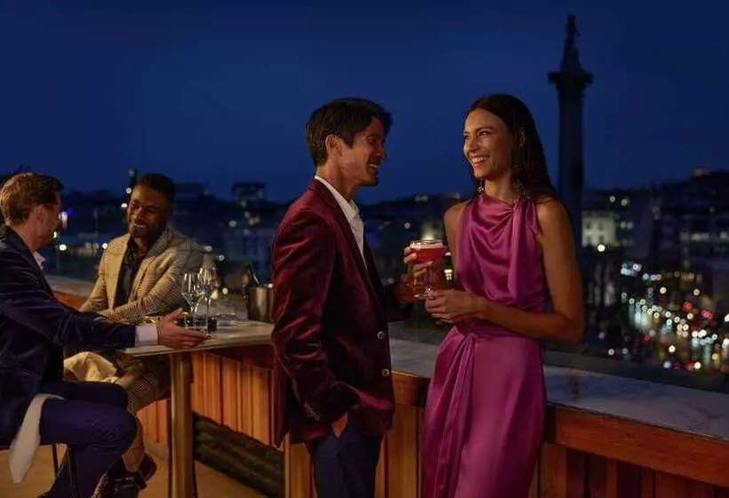 Fotos del hotel The Trafalgar St. James, London Curio Collection By Hilton:  21