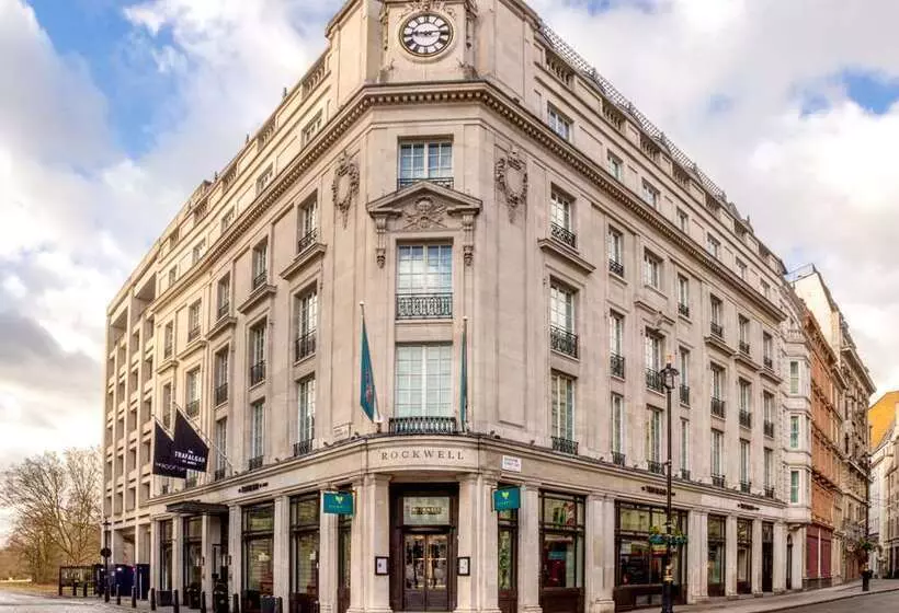The Trafalgar St. James, London Curio Collection By Hilton
