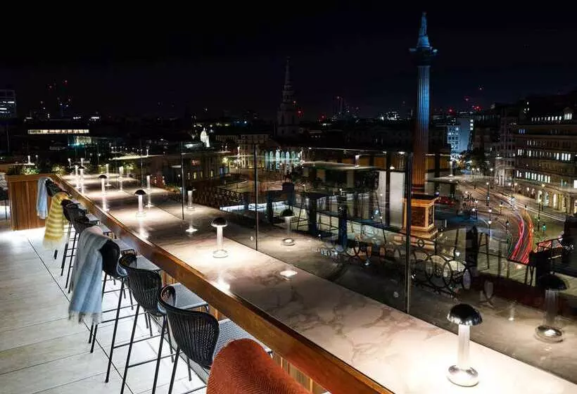 Fotos del hotel The Trafalgar St. James, London Curio Collection By Hilton:  16