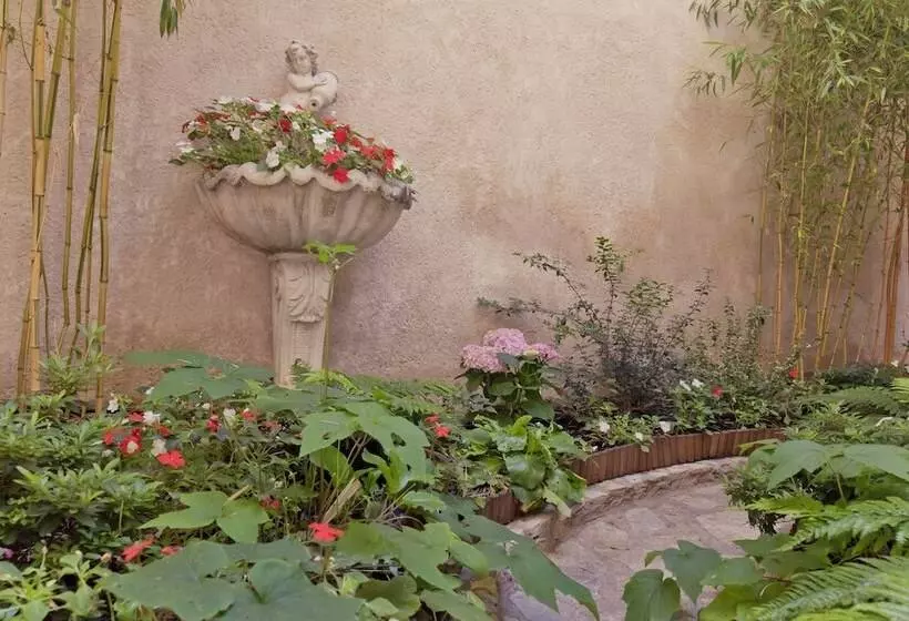 Fotos del hotel Hôtel Beaubourg:  5