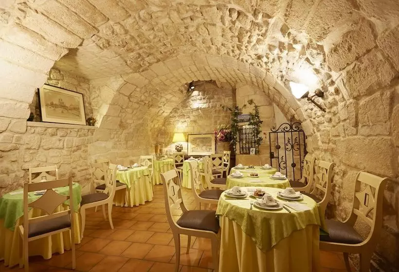 Fotos del hotel Hôtel Beaubourg:  2