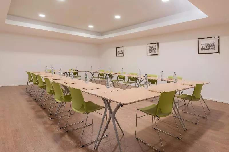 Fotos del hotel Neat Hotel Avenida:  11