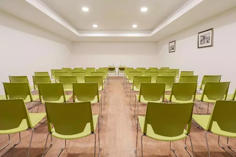 Fotos del hotel Neat Hotel Avenida:  18