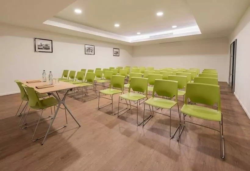 Fotos del hotel Neat Hotel Avenida:  22