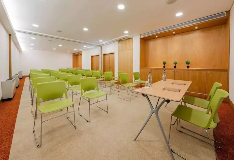 Fotos del hotel Neat Hotel Avenida:  21