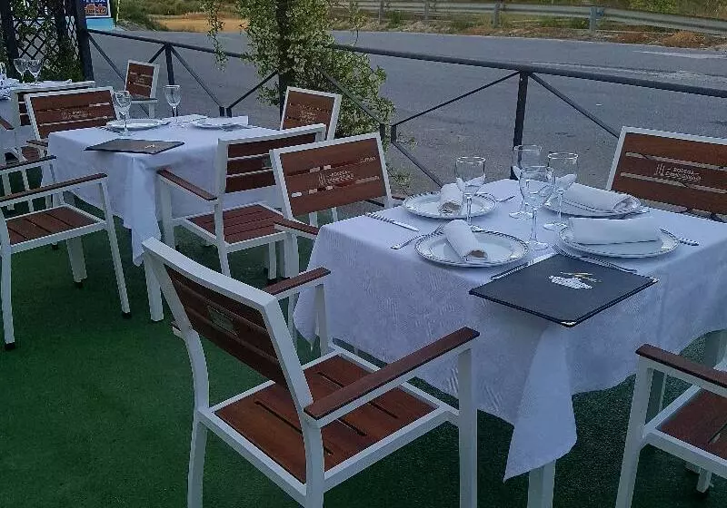 Fotos del hotel Albenzaire  Asador:  2