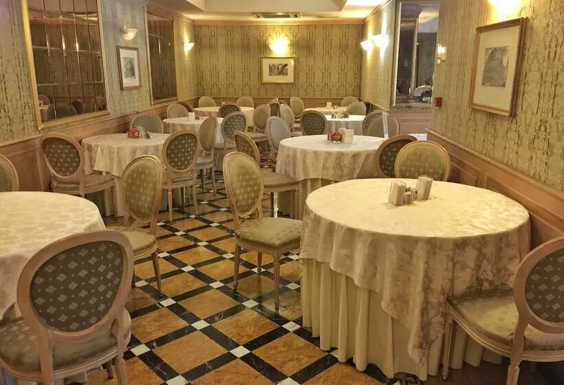 Fotos del hotel Cilicia:  3